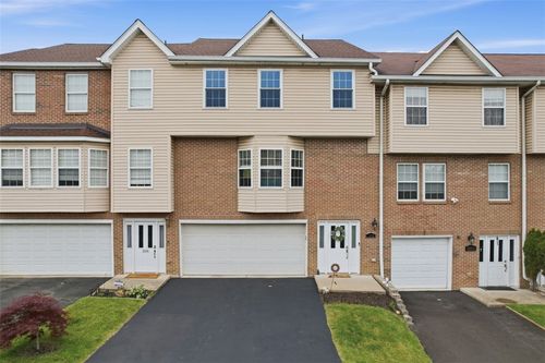 1102 Wingate Dr, Pittsburgh, PA, 15205-4924 | Card Image