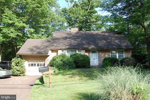 314 E Park Ave, SELLERSVILLE, PA, 18960-2711 | Card Image