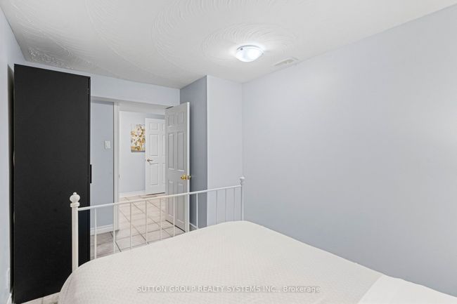 732 Royal York Rd, House other with 7 bedrooms, 4 bathrooms and 4 parking in Etobicoke ON | Image 31