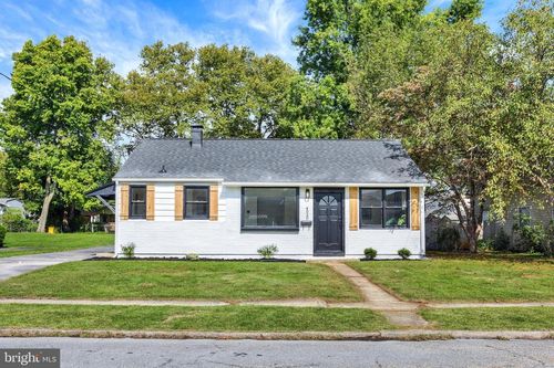 4020 Cherokee Ave, CAMP HILL, PA, 17011-7805 | Card Image
