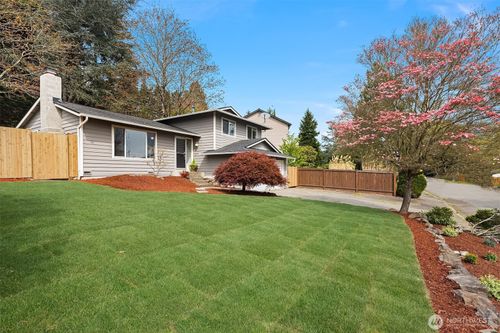 14011 98th Ave Ne, Kirkland, WA, 98034-5165 | Card Image