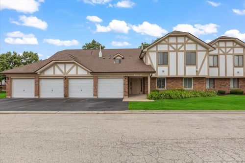 95-9155 Sutton Ct, Orland Park, IL, 60462-6514 | Card Image