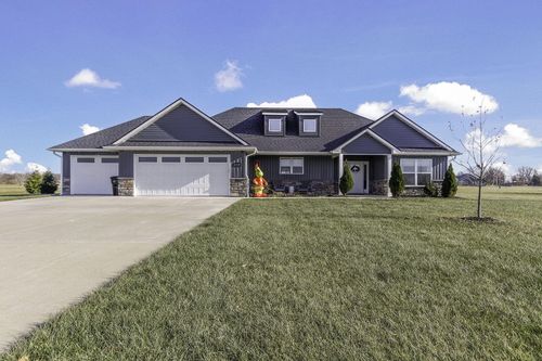 23330 N Tumbleweed Ln, STURGEON, MO, 65284-5520 | Card Image
