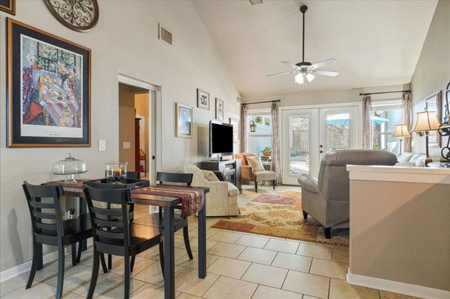 APT-3 - 3 Deerfield Dr, Condo with 2 bedrooms, 2 bathrooms and 2 parking in Wimberley TX | Image 19