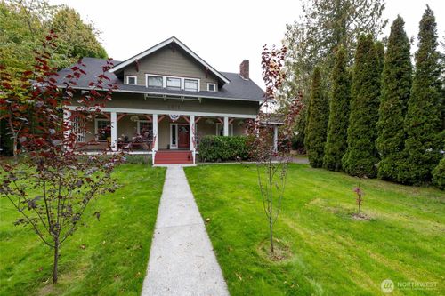 1011 Caveness Dr, Centralia, WA, 98531-1701 | Card Image