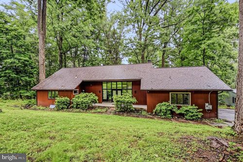 646 Woodview Dr, Hockessin, DE, 19707-9665 | Card Image