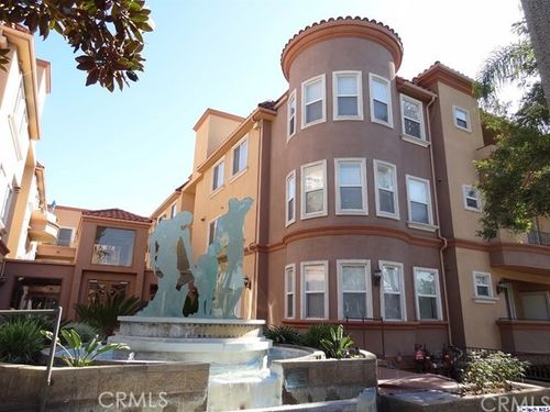 111-414 E Valencia Avenue, Burbank, CA, 91501 | Card Image