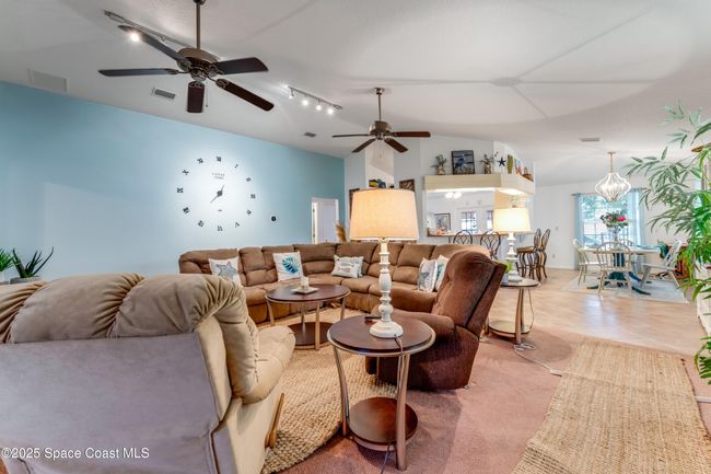 235 Randle Ave, House other with 3 bedrooms, 2 bathrooms and null parking in Oak Hill FL | Image 5