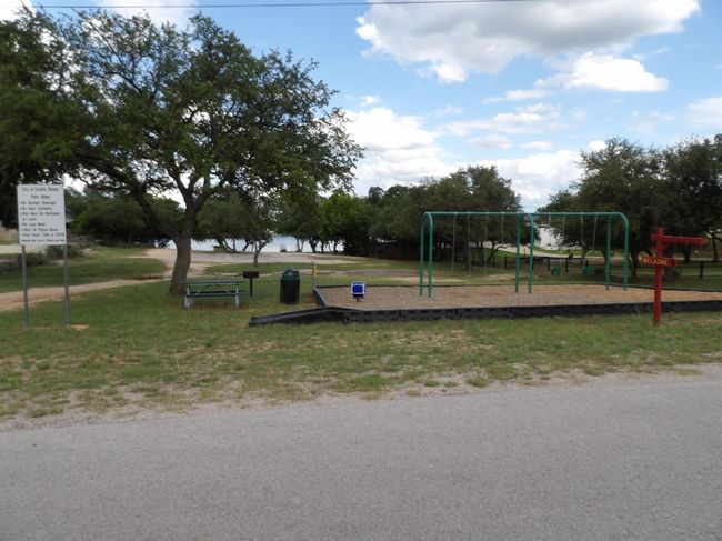 Lots 352 & 353 Rosehill, Home with 0 bedrooms, 0 bathrooms and null parking in Granite Shoals TX | Image 13