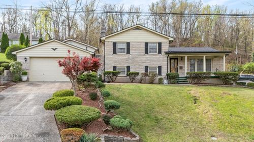 7410 Ridan Way, Louisville, KY, 40214 | Card Image