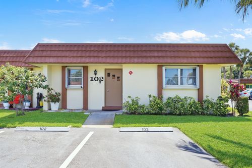 102-5780 Fernley Dr W, West Palm Beach, FL, 33415-8311 | Card Image