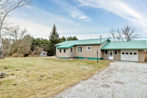 1125 Sheldon Rd, Saint Albans, VT, 05478-8018 | Card Image