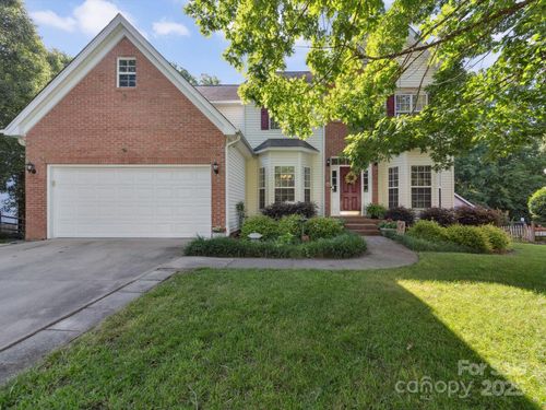 130 Nims Spring Dr, Fort Mill, SC, 29715-6461 | Card Image