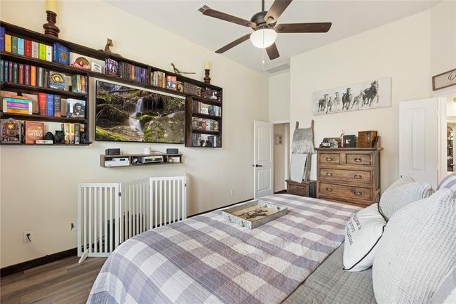 13610 Spectacled Bear Ln, House other with 5 bedrooms, 4 bathrooms and 2 parking in Crosby TX | Image 18