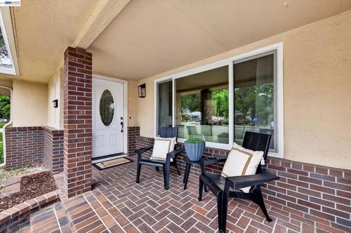 1576 4th St, Livermore, CA, 94550-4344 | Card Image