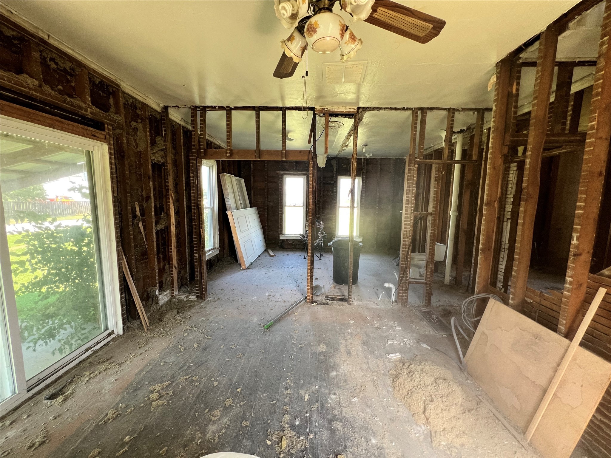 208 2nd Street, For Sale in Boxholm Zoocasa