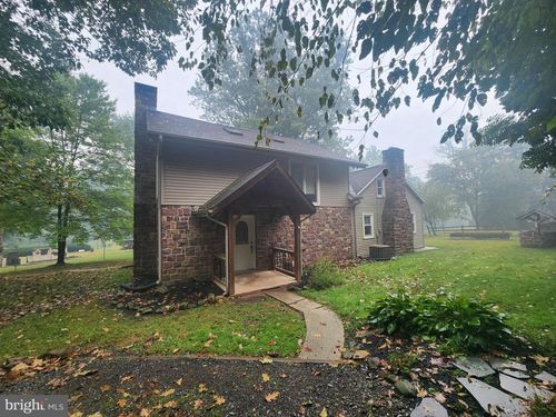 232 Mansion House Rd, MANHEIM, PA, 17545-9521 | Card Image