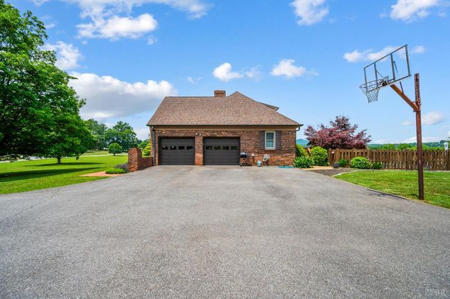 1159 Cifax Rd, House other with 4 bedrooms, 5 bathrooms and null parking in Forest VA | Image 10
