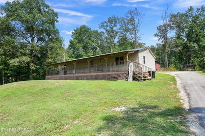 15520 Scott Hwy, House other with 3 bedrooms, 2 bathrooms and null parking in Helenwood TN | Image 3