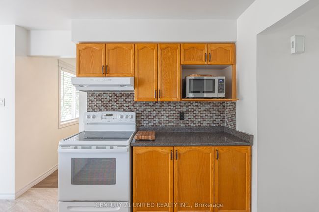 2509 Marsdale Dr, House other with 4 bedrooms, 2 bathrooms and 2 parking in Peterborough ON | Image 11