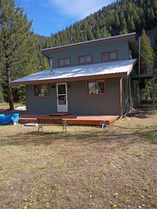 60 Idle Hour Way, Clinton, MT, 59825-9142 | Card Image