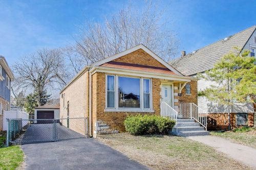 9422 S Spaulding Ave, Evergreen Park, IL, 60805-2239 | Card Image