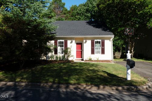 212 Sir Richard Ln, Chapel Hill, NC, 27517-7987 | Card Image