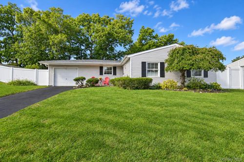 34 College Hills Dr, Farmingville, NY, 11738-1448 | Card Image