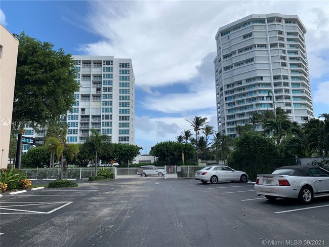 117 - 1541 S Ocean Blvd, Condo with 1 bedrooms, 1 bathrooms and null parking in Lauderdale By The Sea FL | Image 3