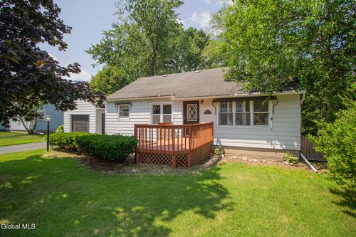 14 Holly Ln, Latham, NY, 12110-5005 | Card Image
