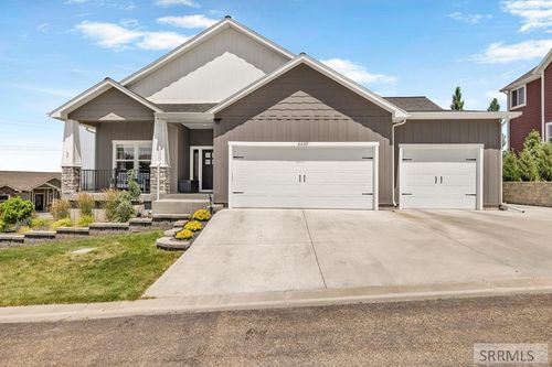 3237 S Chartwell Gdn, Ammon, ID, 83406-4932 | Card Image