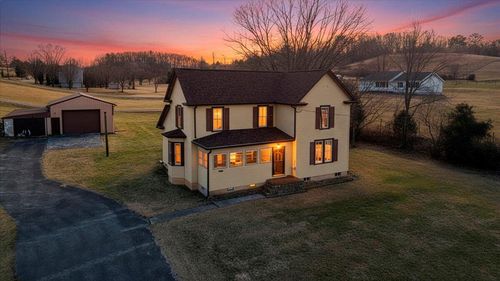 5402 Roanoke Rd, Troutville, VA, 24175-7078 | Card Image