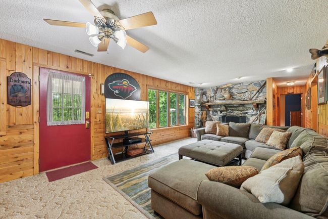 20-web-or-mls-Barnes Ave-0306-020.jpg | Image 32