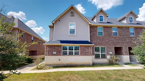 2011 Harvey Mitchell Pkwy S, College Station, TX, 77840-5102 | Card Image