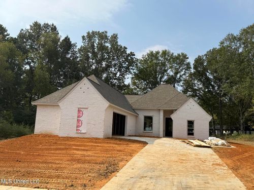 104 Jasmine Cove Dr, Brandon, MS, 39042-1101 | Card Image