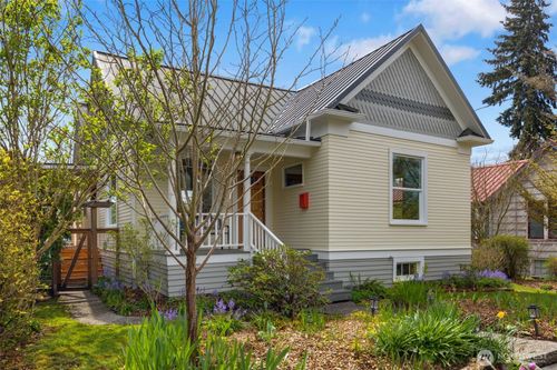 717 N 73rd St, Seattle, WA, 98103-5103 | Card Image