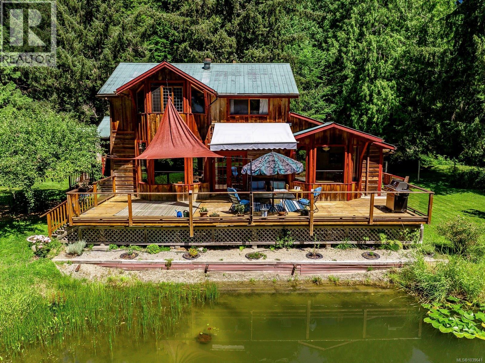 Residential in Cortes Island