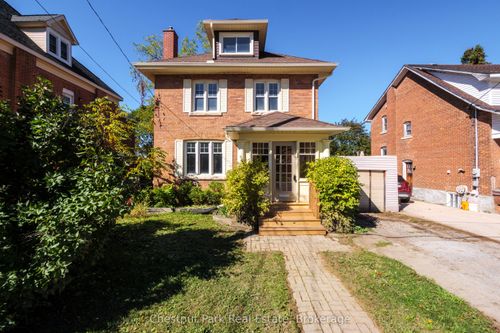 1208 4th Ave E, Owen Sound, ON, N4K2P6 | Card Image