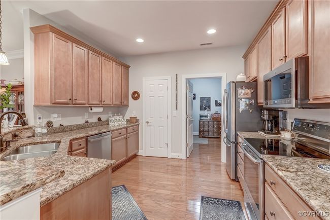 10922 Lantern Way, Condo with 3 bedrooms, 2 bathrooms and null parking in North Chesterfield VA | Image 24