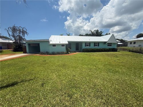 1625 1st St, Vero Beach, FL, 32962-2743 | Card Image