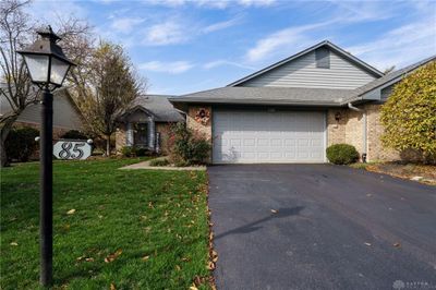 85 Pheasant Run Circle, House attached with 3 bedrooms, 2 bathrooms and null parking in Springboro OH | Image 1