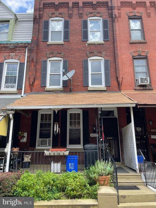 4025 Green St, PHILADELPHIA, PA, 19104-1759 | Card Image