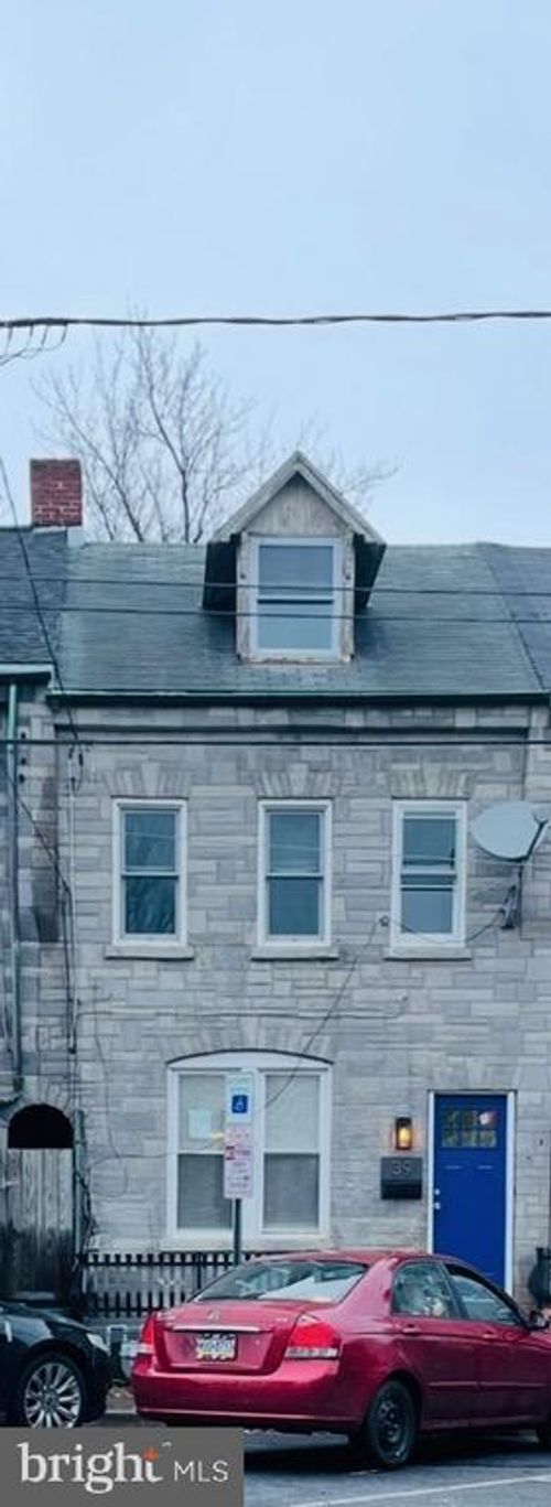 39 New Dorwart St, LANCASTER, PA, 17603-5245 | Card Image