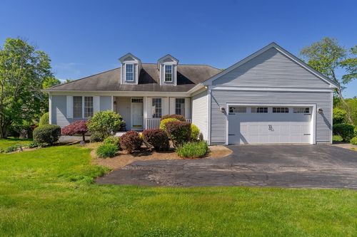 14-14 Rosewood Dr, Haverhill, MA, 01832-1513 | Card Image