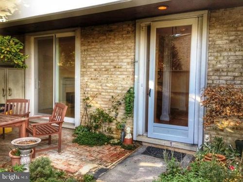 42 Olmsted Green Ct, BALTIMORE, MD, 21210-1508 | Card Image