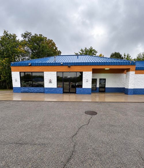 1709 N Broadway, Lexington, KY, 40505-1403 | Card Image