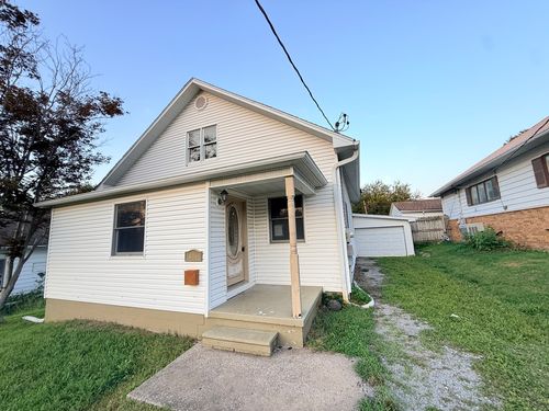 406 N Gardner St, West Frankfort, IL, 62896-1940 | Card Image