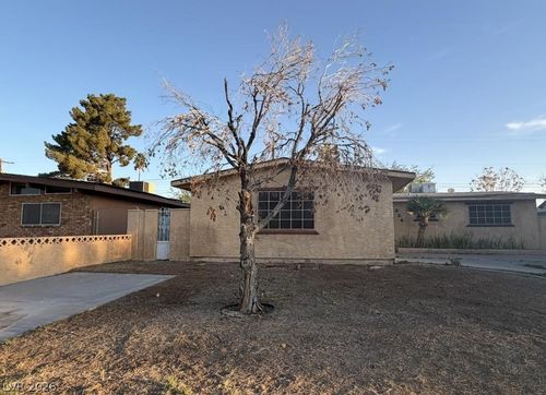 324 Duke Ave, North Las Vegas, NV, 89030-3836 | Card Image