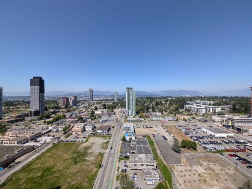 2711-13738 Central Ave, Surrey, BC, V3T0X5 | Card Image