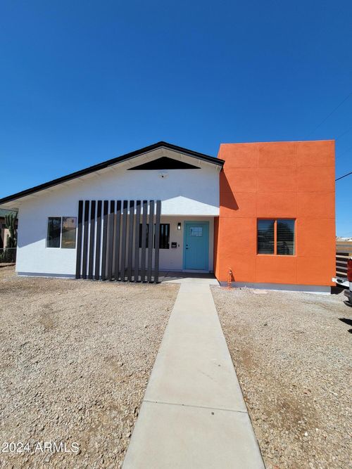 2002 W Adams St, Phoenix, AZ, 85009-5239 | Card Image